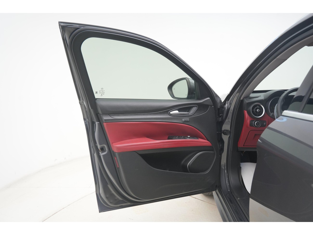 Alfa Romeo Stelvio 2019