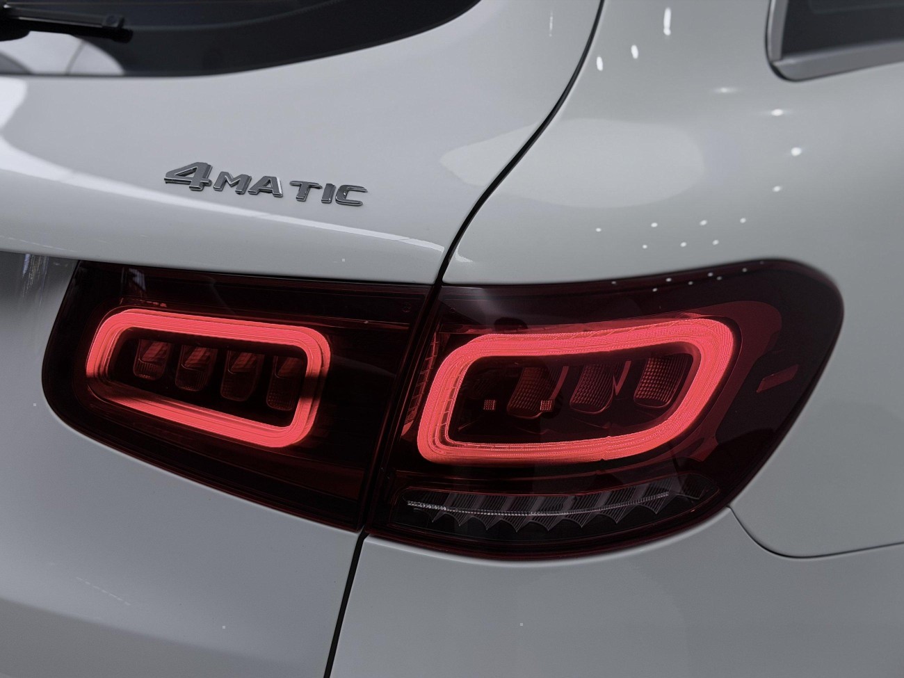 Mercedes-Benz GLC 260 L 2021