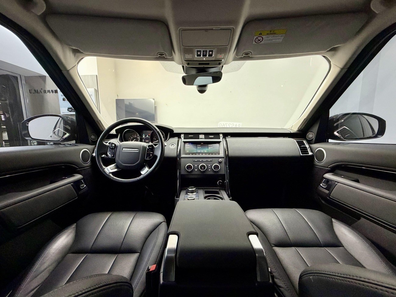 Land Rover Discovery 2019