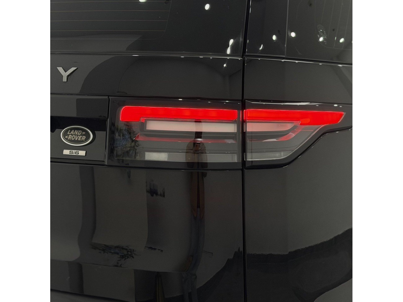 Land Rover Discovery 2019