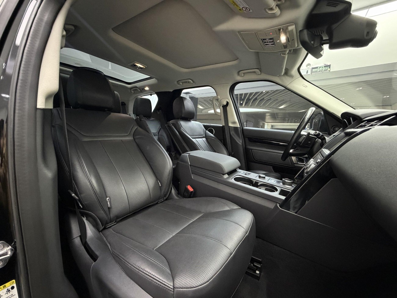 Land Rover Discovery 2019