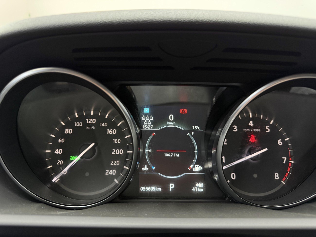 Land Rover Discovery 2019