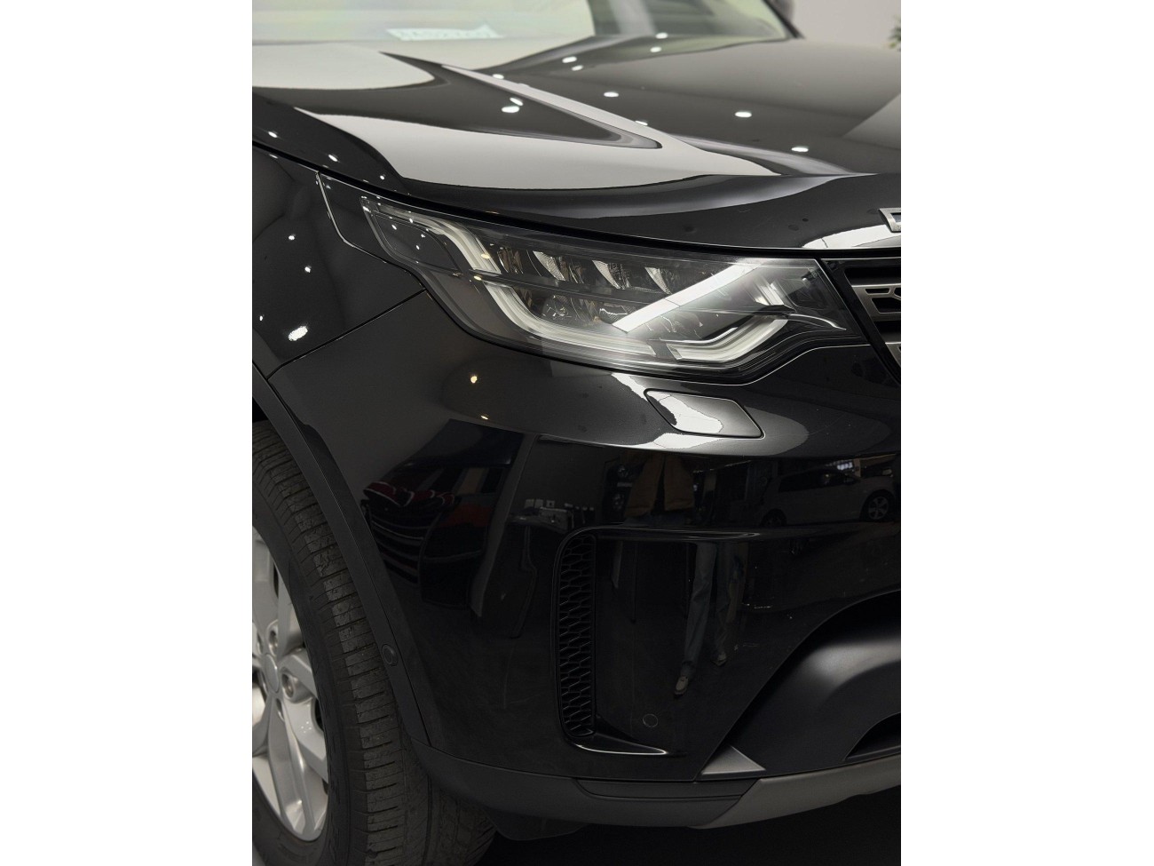 Land Rover Discovery 2019