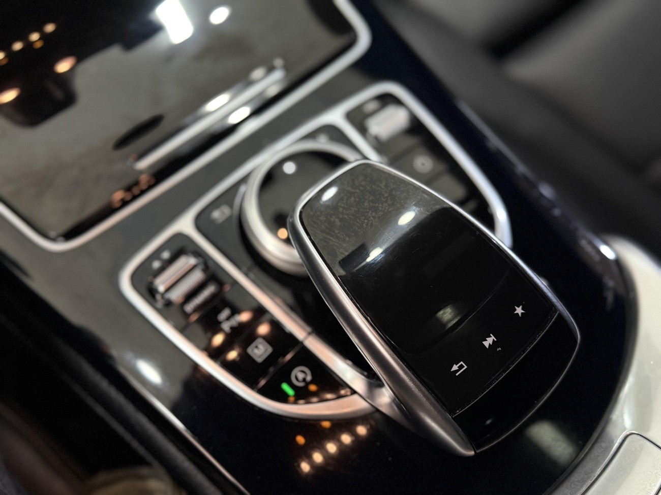 Mercedes-Benz GLC200 4MATIC 2016