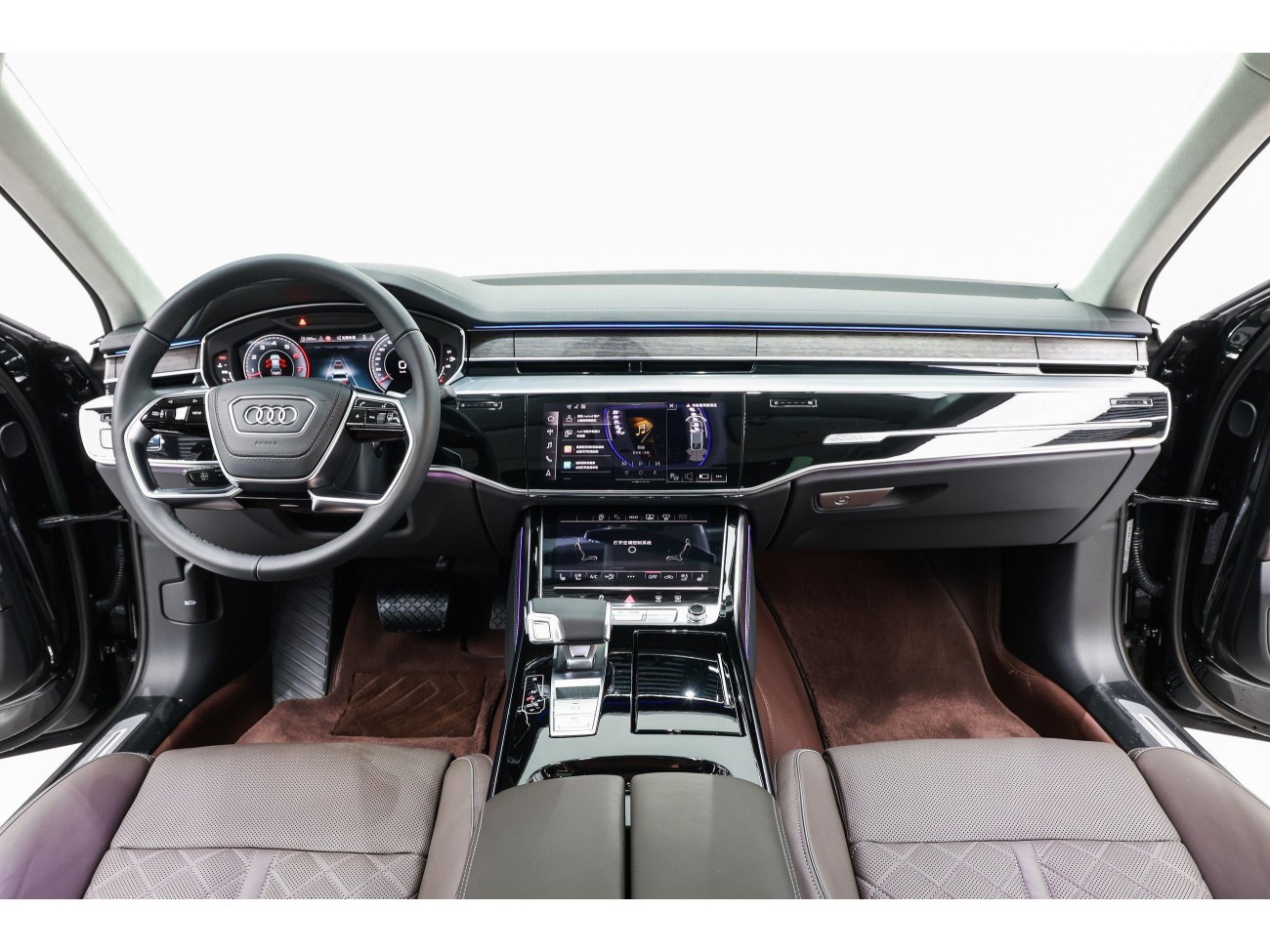 Audi A8L 55 TFSI 2025