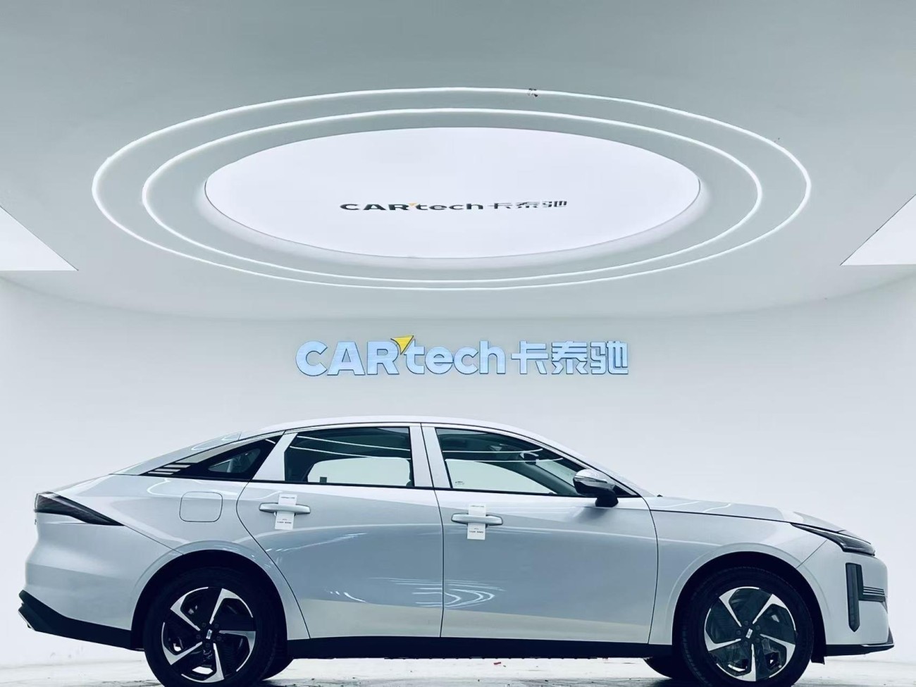 Geely Galaxy Galaxy L6 2025