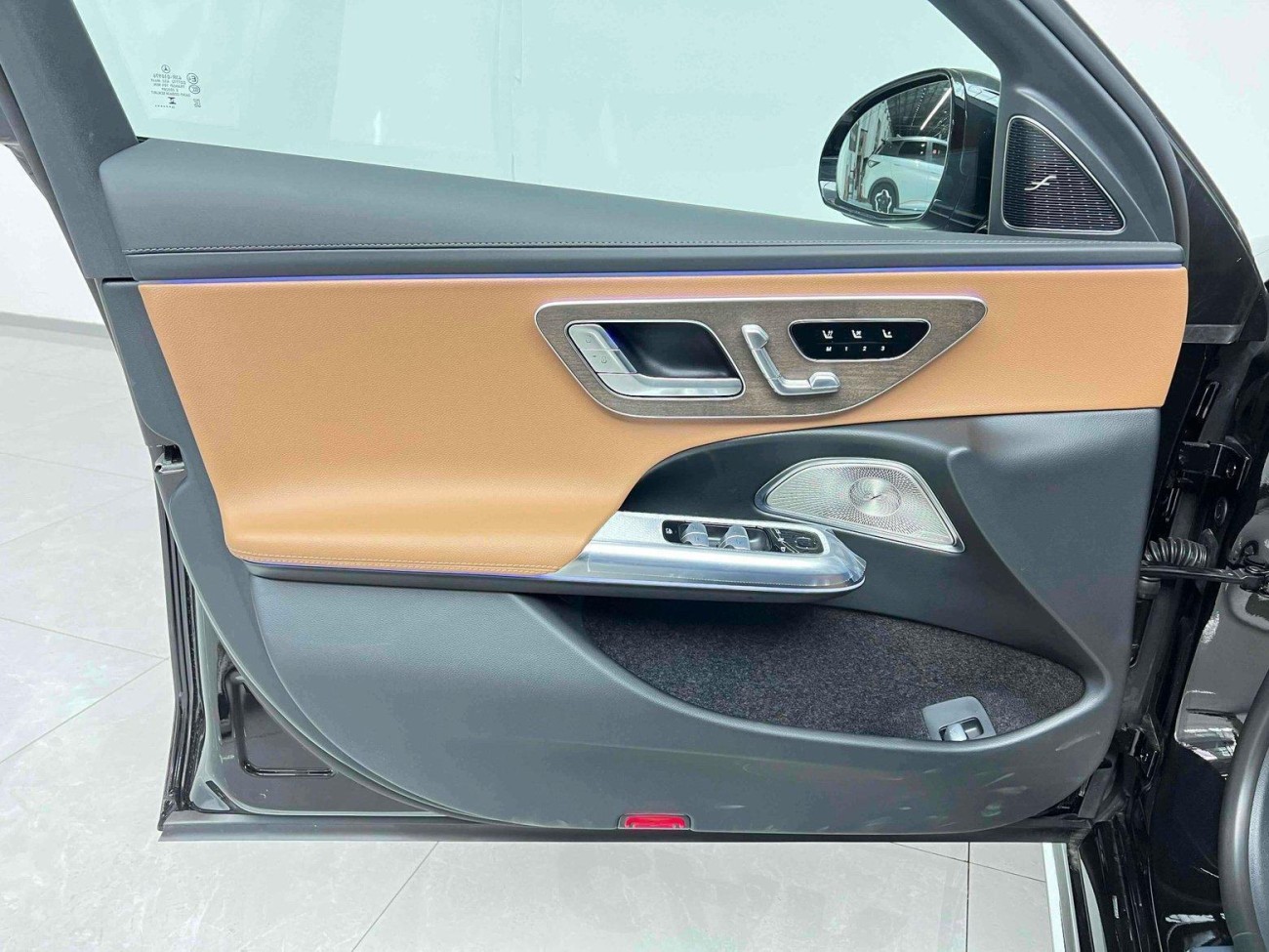 Mercedes-Benz E 300 L 2025