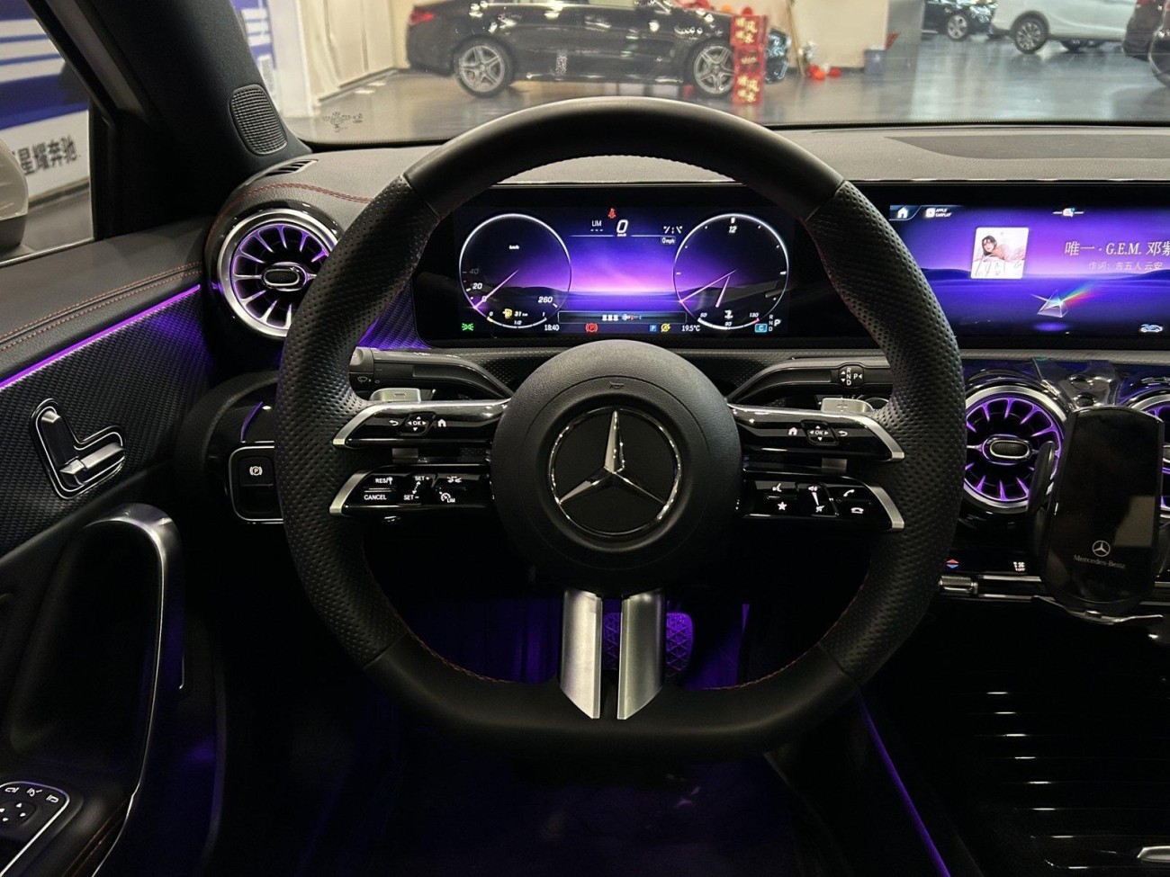 Mercedes-Benz A 200 L 2023