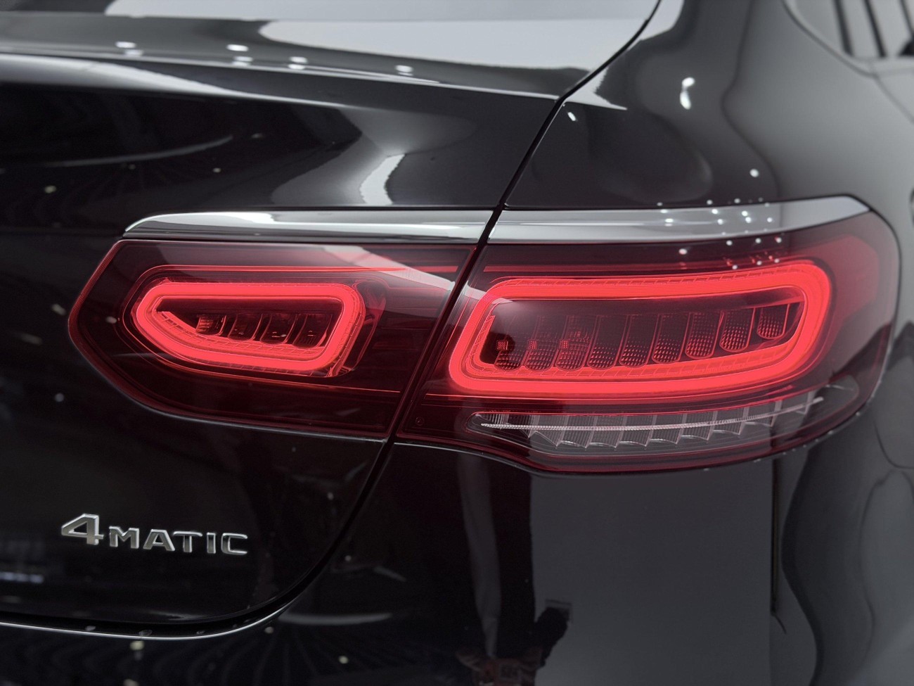 Mercedes-Benz GLC 260 4MATIC 2021