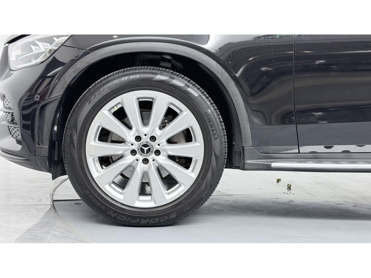 Mercedes-Benz GLC 260 4MATIC 2021