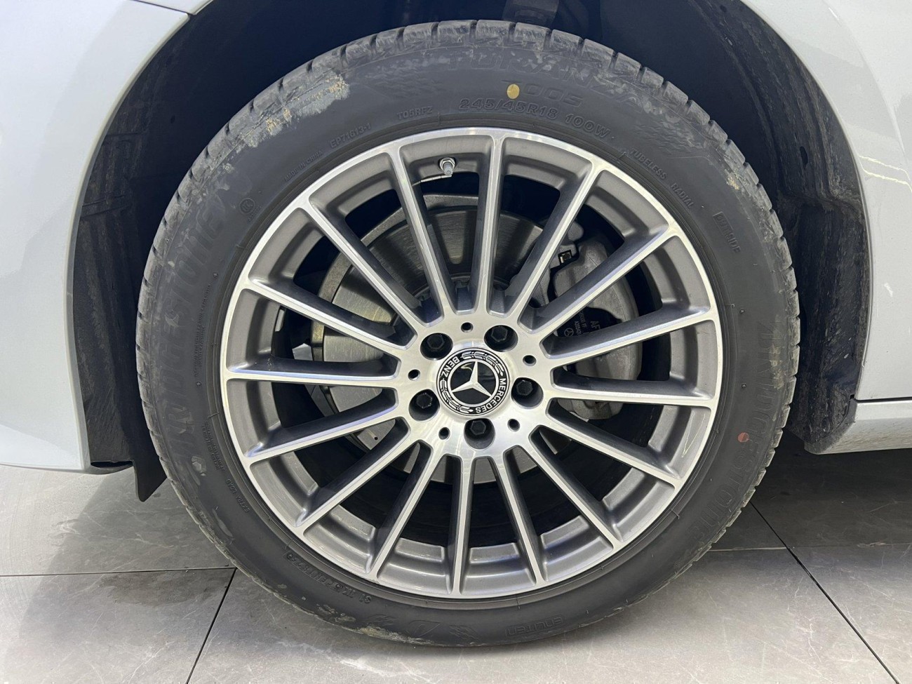 Mercedes-Benz E 260 L 2020