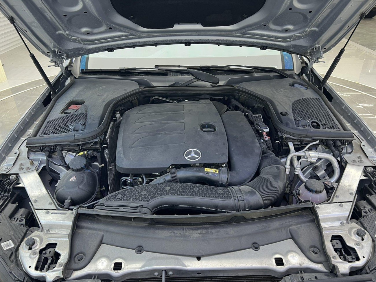 Mercedes-Benz E 260 L 2020