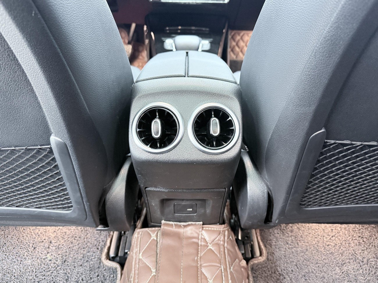 Mercedes-Benz A 200 L 2022