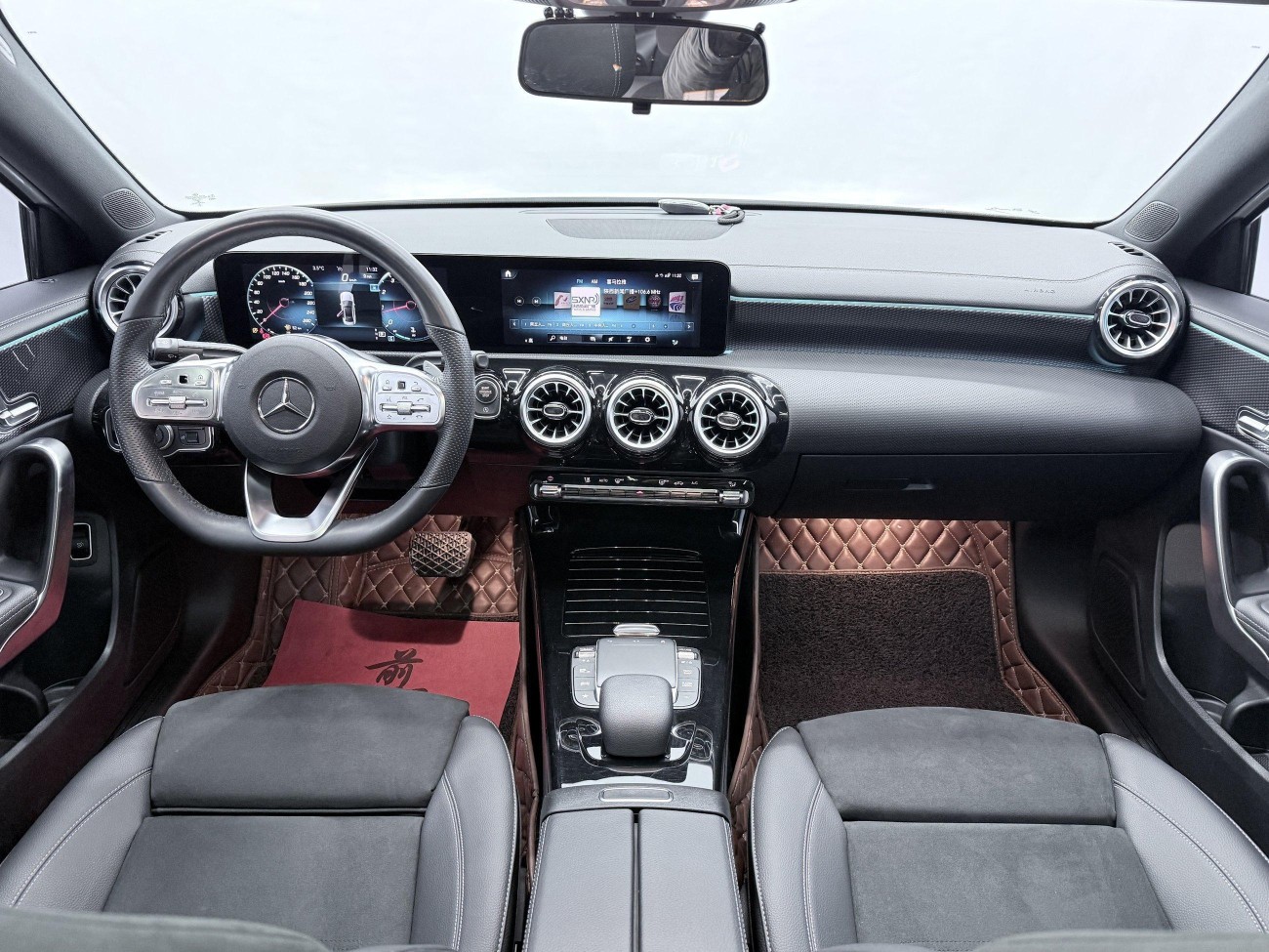 Mercedes-Benz A 200 L 2022