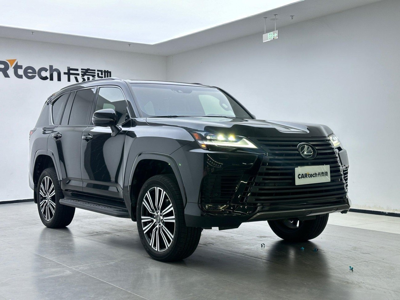 Lexus LX 600 2024