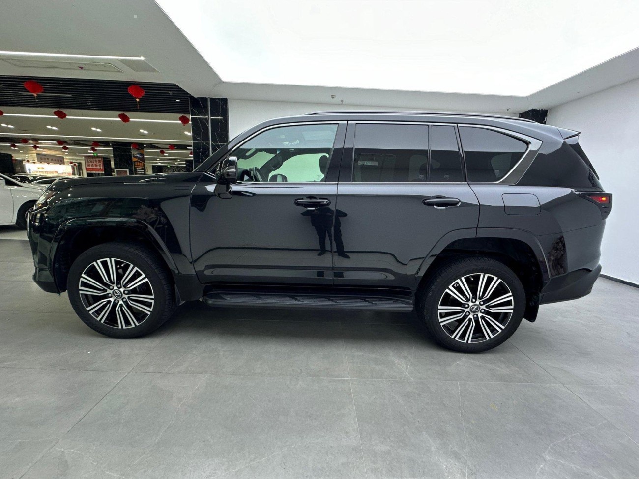 Lexus LX 600 2024