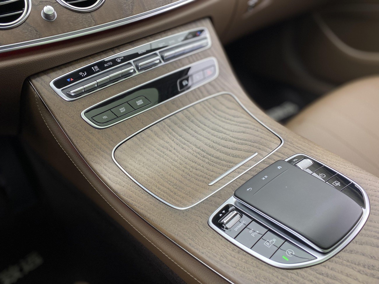 Mercedes-Benz E 300 L 2021