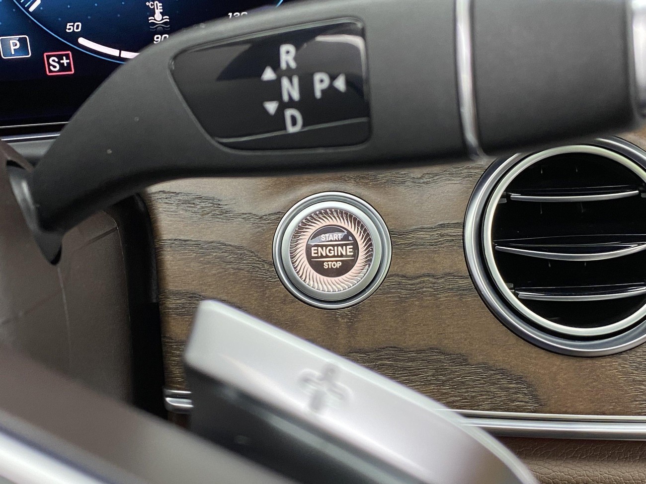 Mercedes-Benz E 300 L 2021