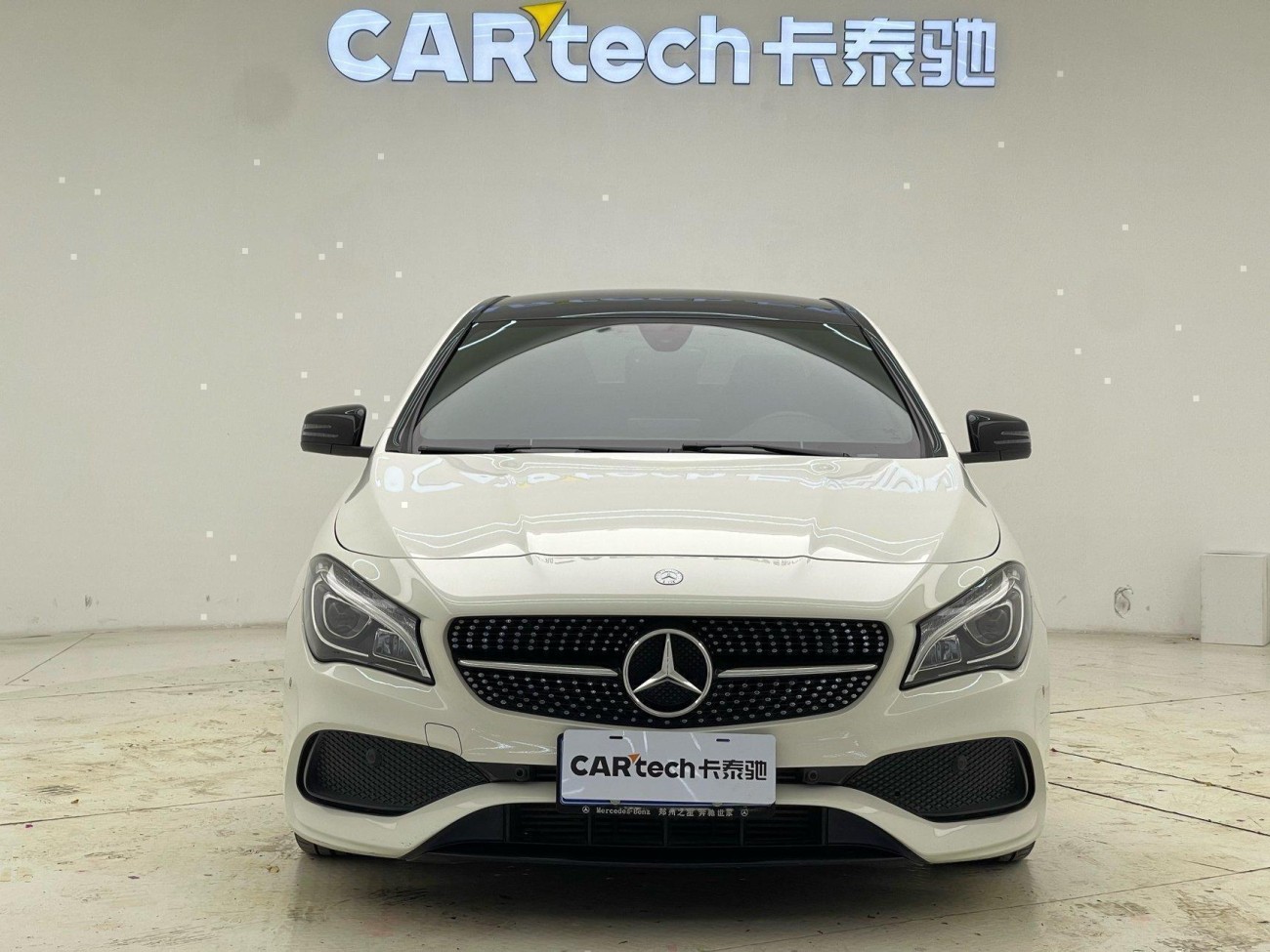 Mercedes-Benz CLA260 4MATIC 2017