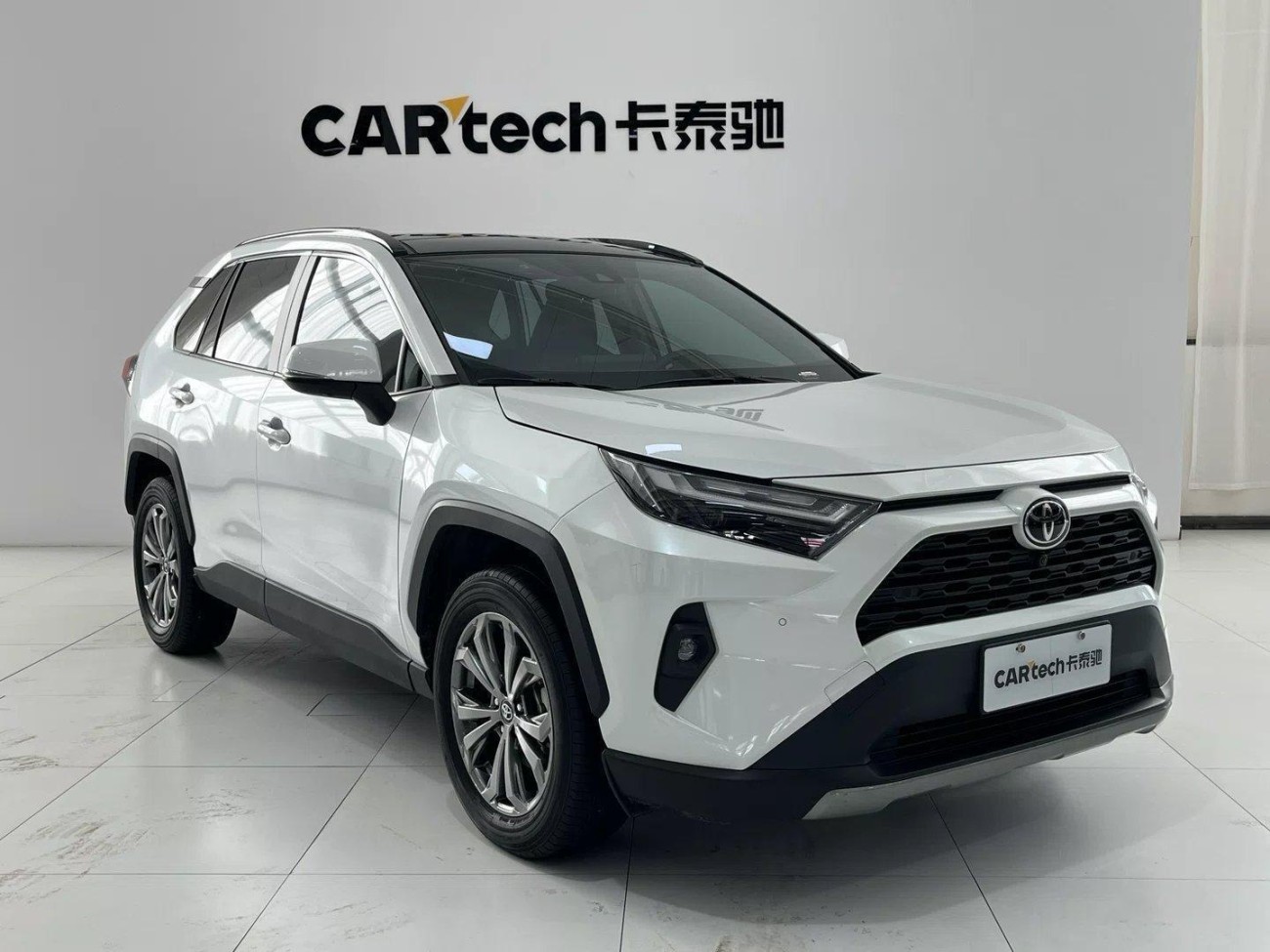 Toyota RAV4 2024
