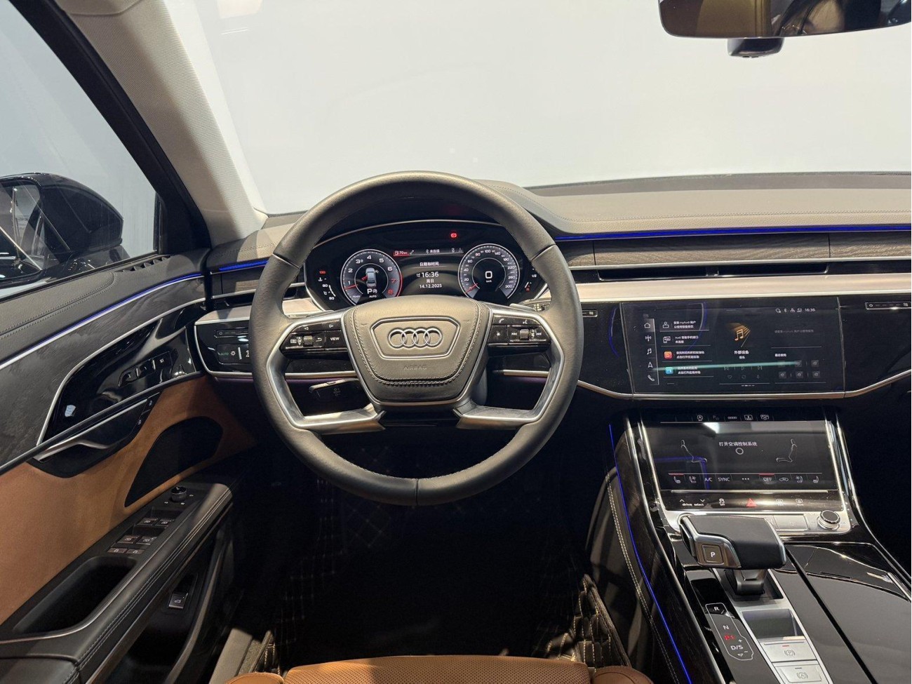 Audi A8L 50 TFSI 2024