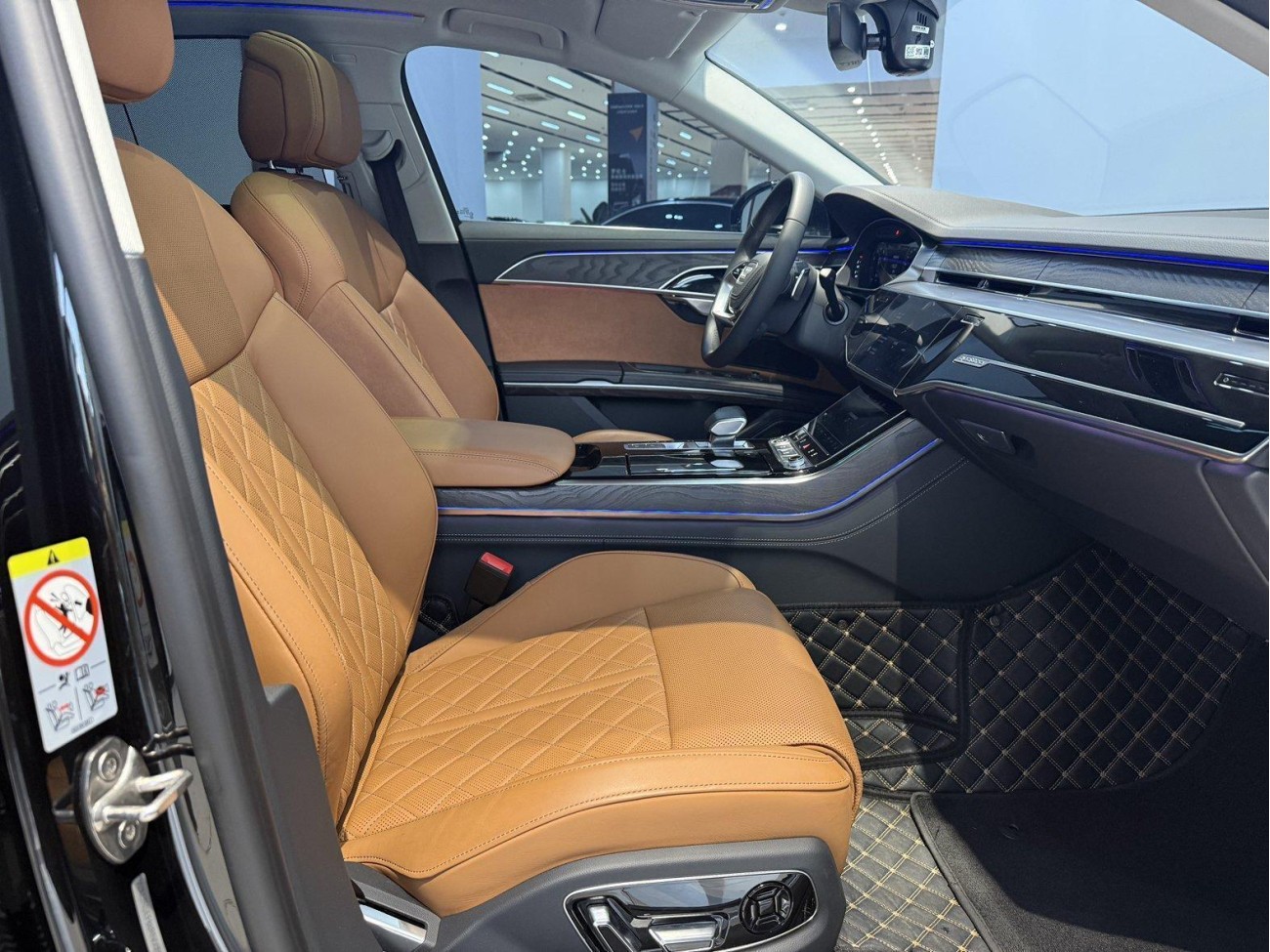 Audi A8L 50 TFSI 2024