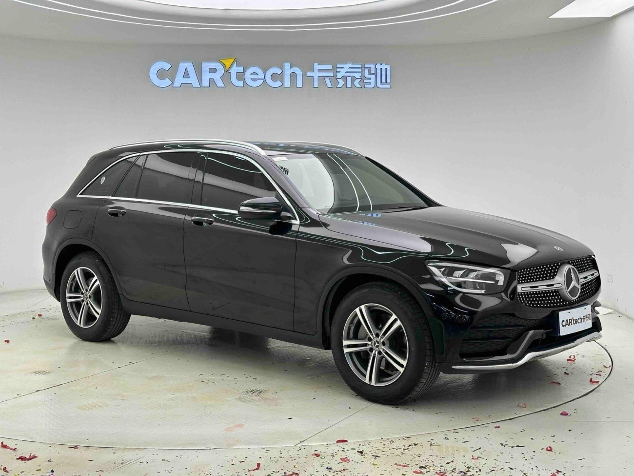 Mercedes-Benz GLC 260 L 2023