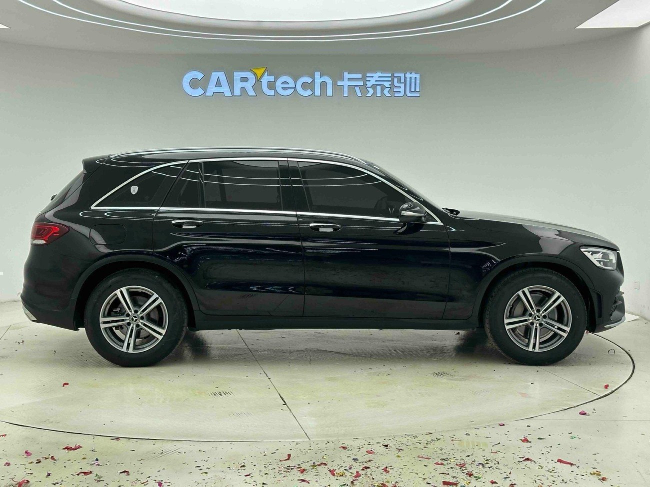 Mercedes-Benz GLC 260 L 2023