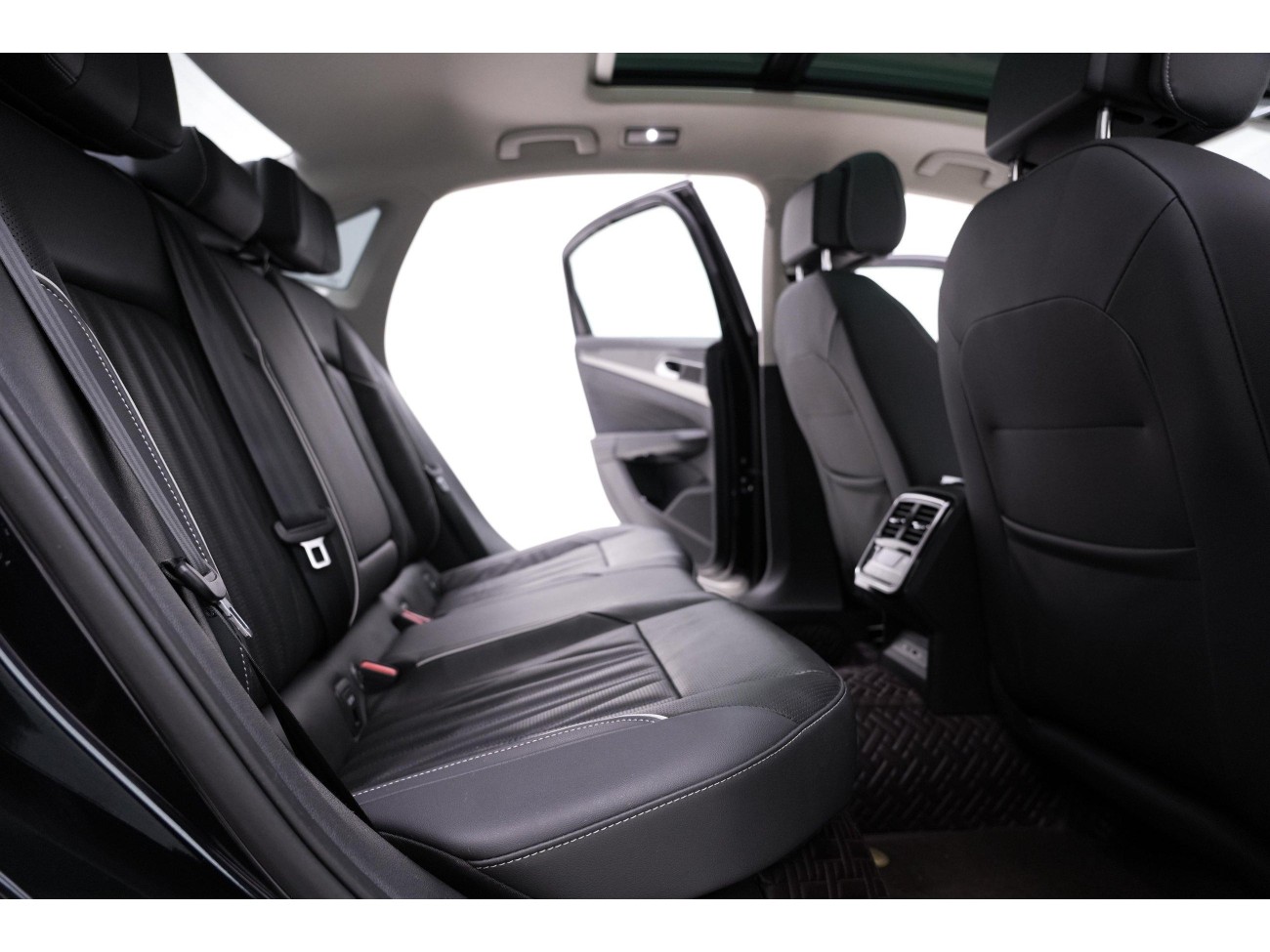 Volkswagen Passat 2023