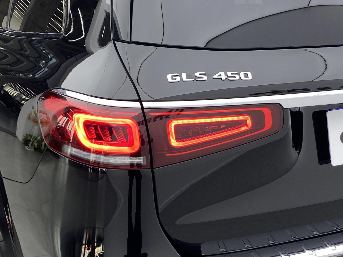 Mercedes-Benz GLS450 2023