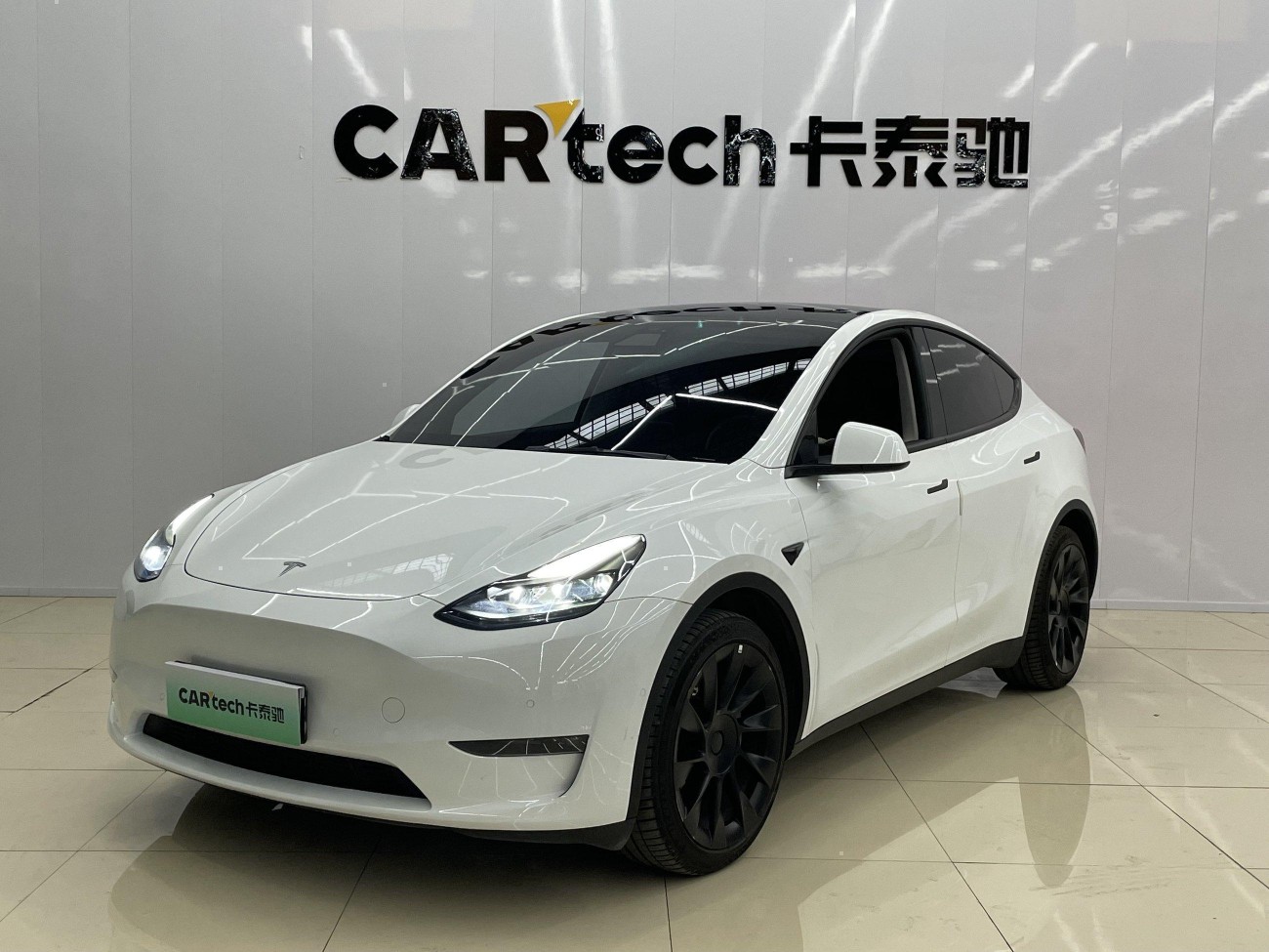 Tesla Model Y 2021