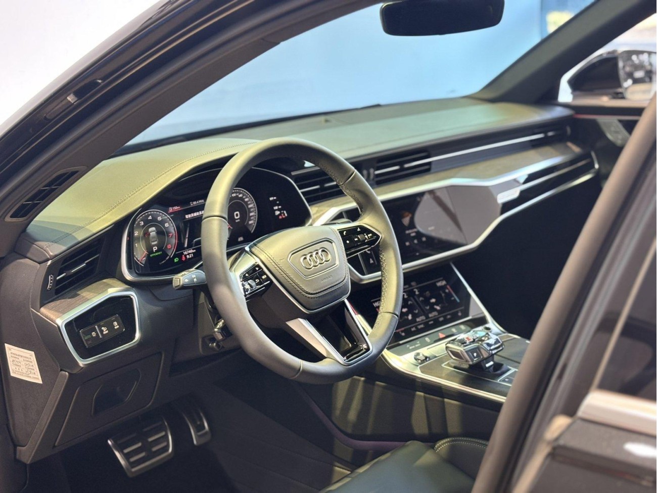 Audi A6L 45 TFSI 2025