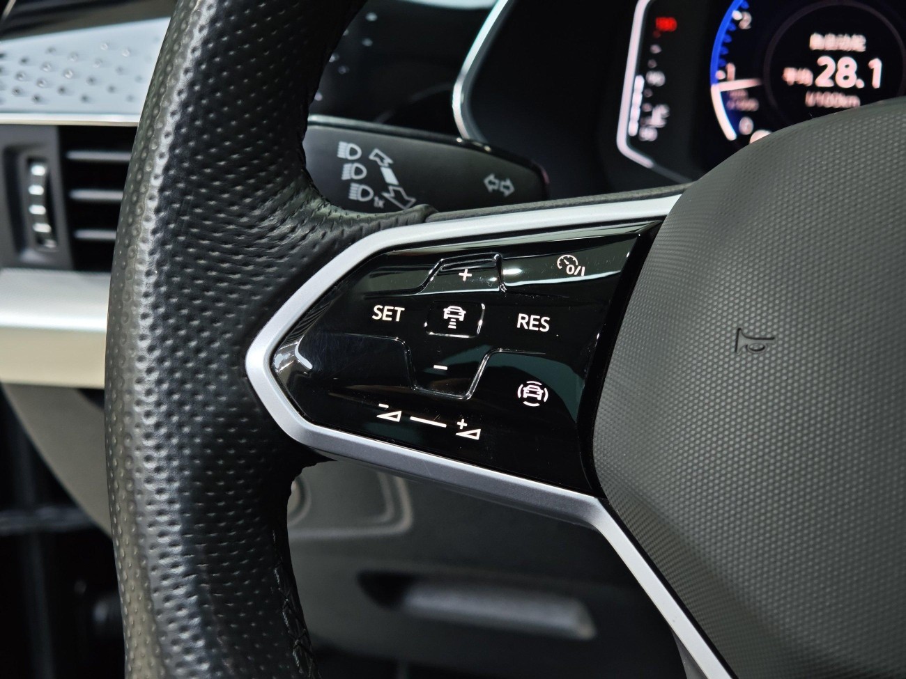 Volkswagen Passat 2023