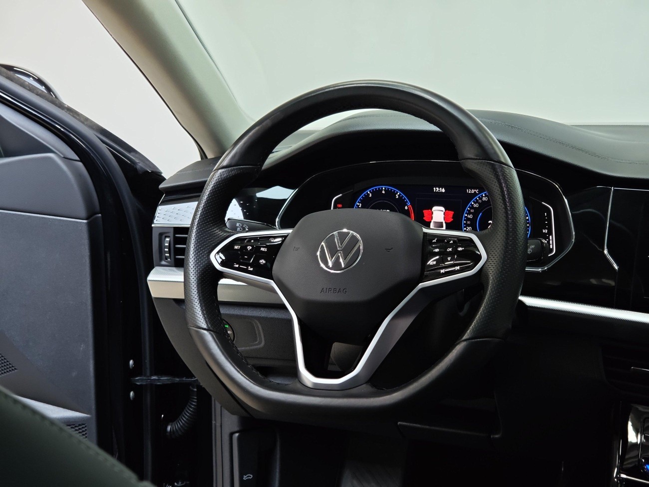 Volkswagen Passat 2023