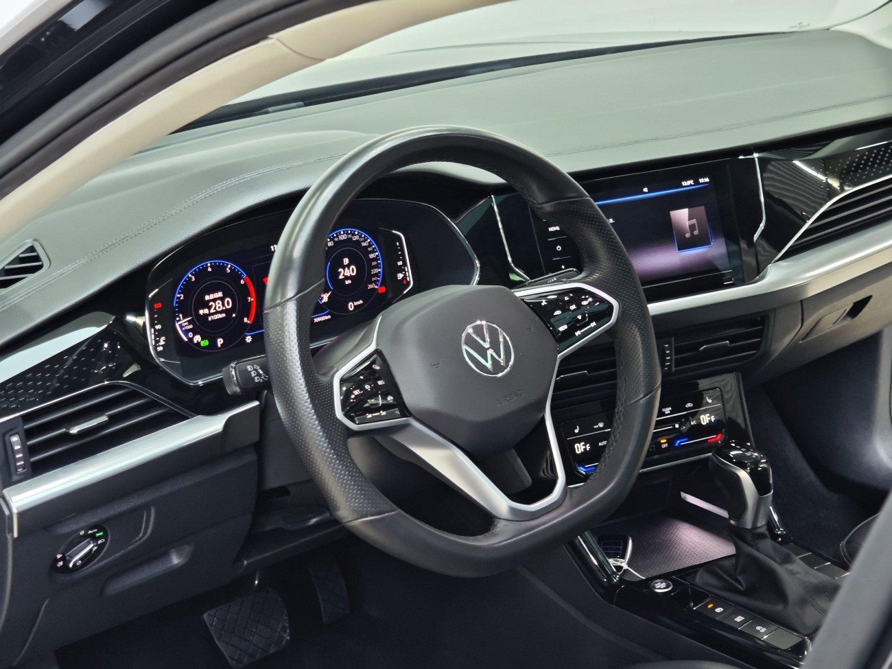 Volkswagen Passat 2023