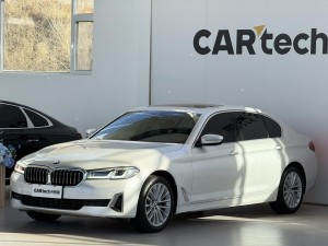 BMW 525Li 2021