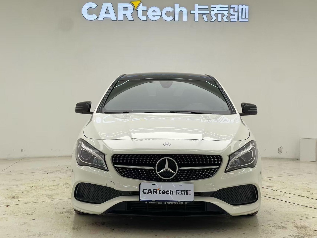 Mercedes-Benz CLA260 4MATIC 2017