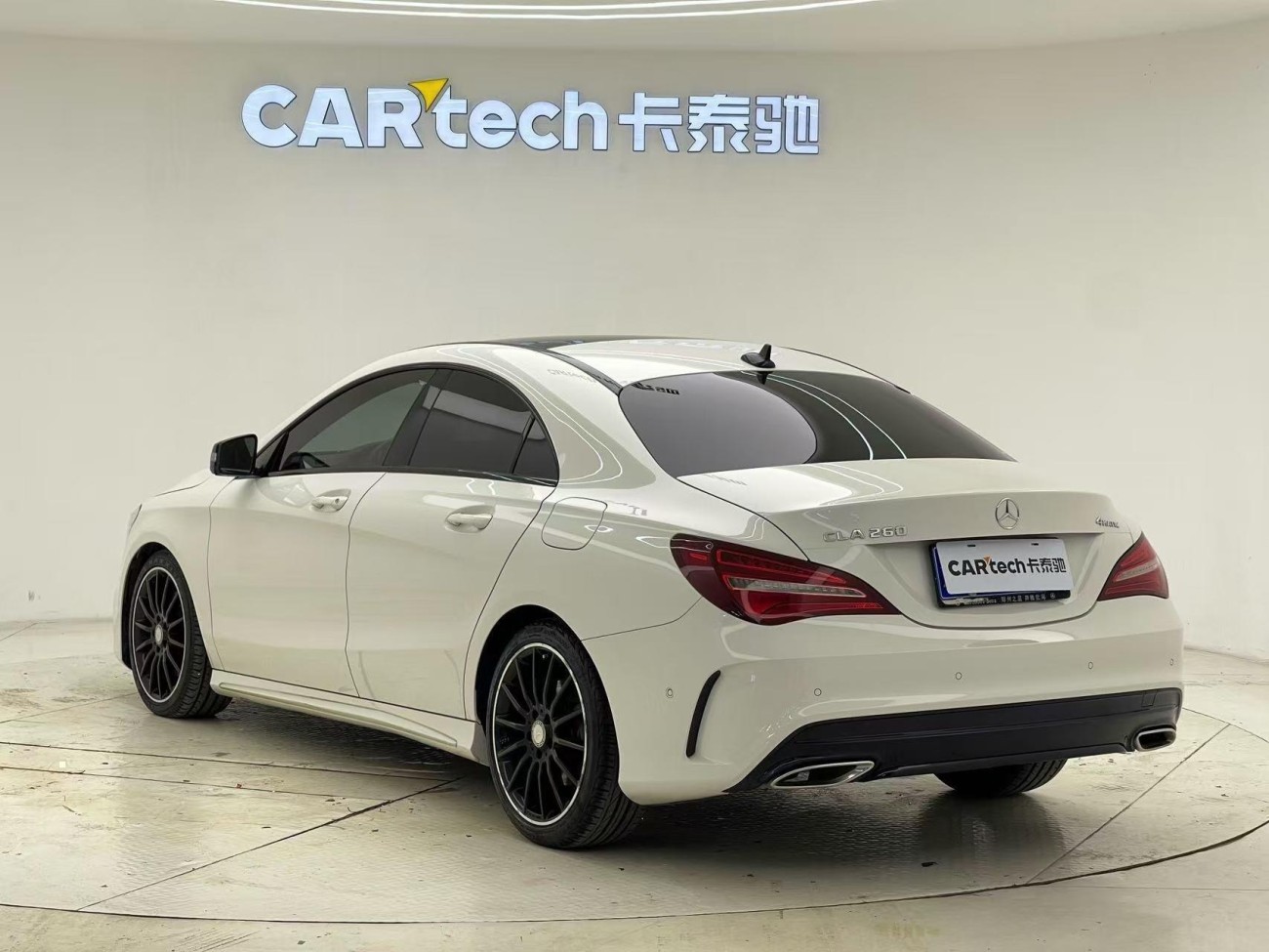 Mercedes-Benz CLA260 4MATIC 2017