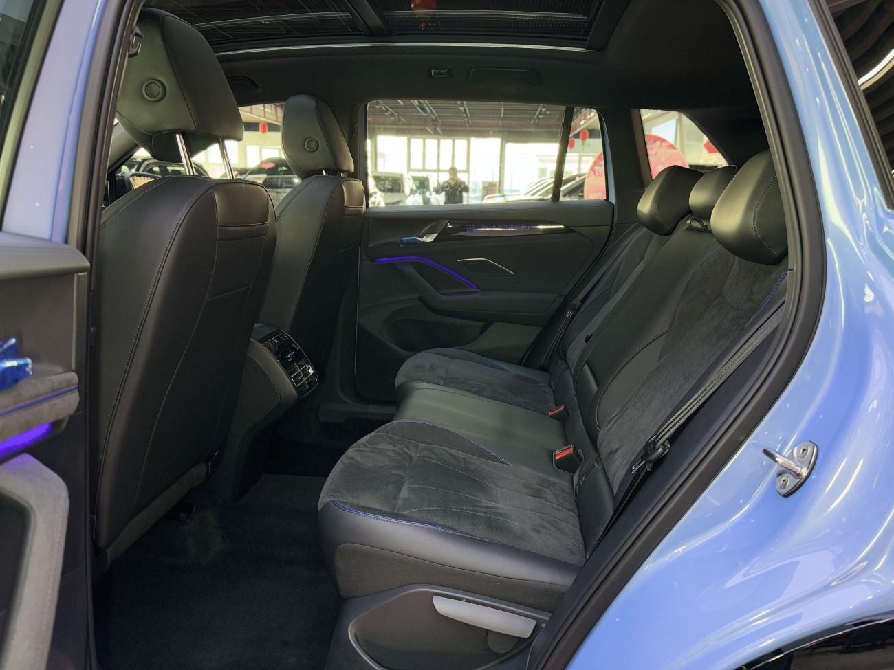 Volkswagen Tiguan L 2024