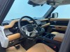 Land Rover Defender 2023