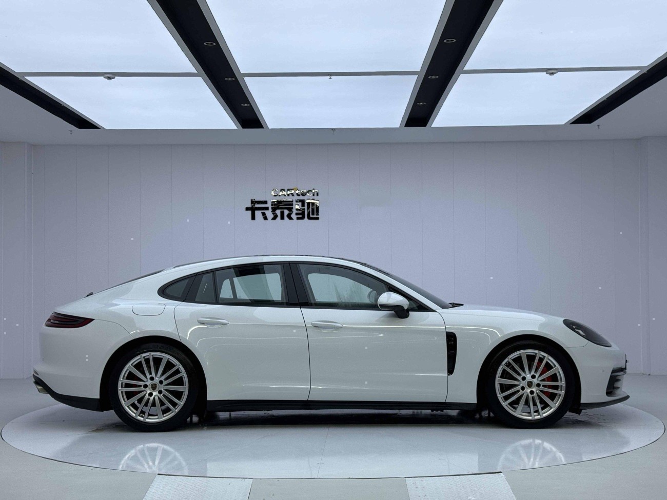 Porsche Panamera 2020