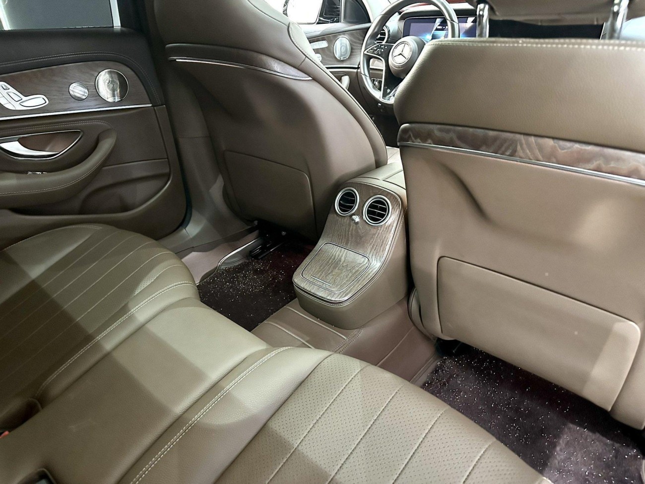 Mercedes-Benz E 300 L 2023