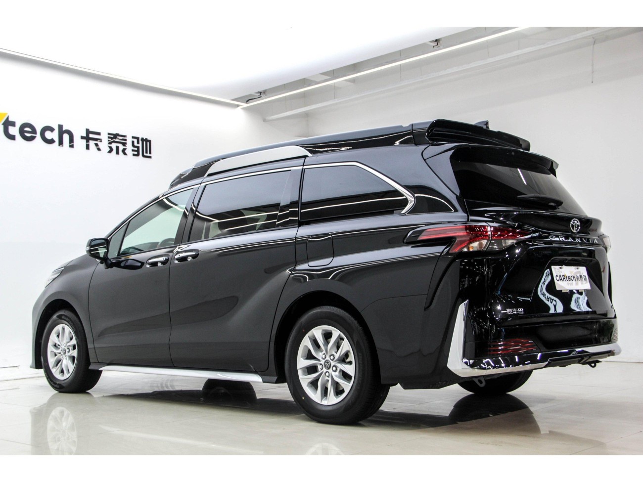 Toyota Granvia 2025