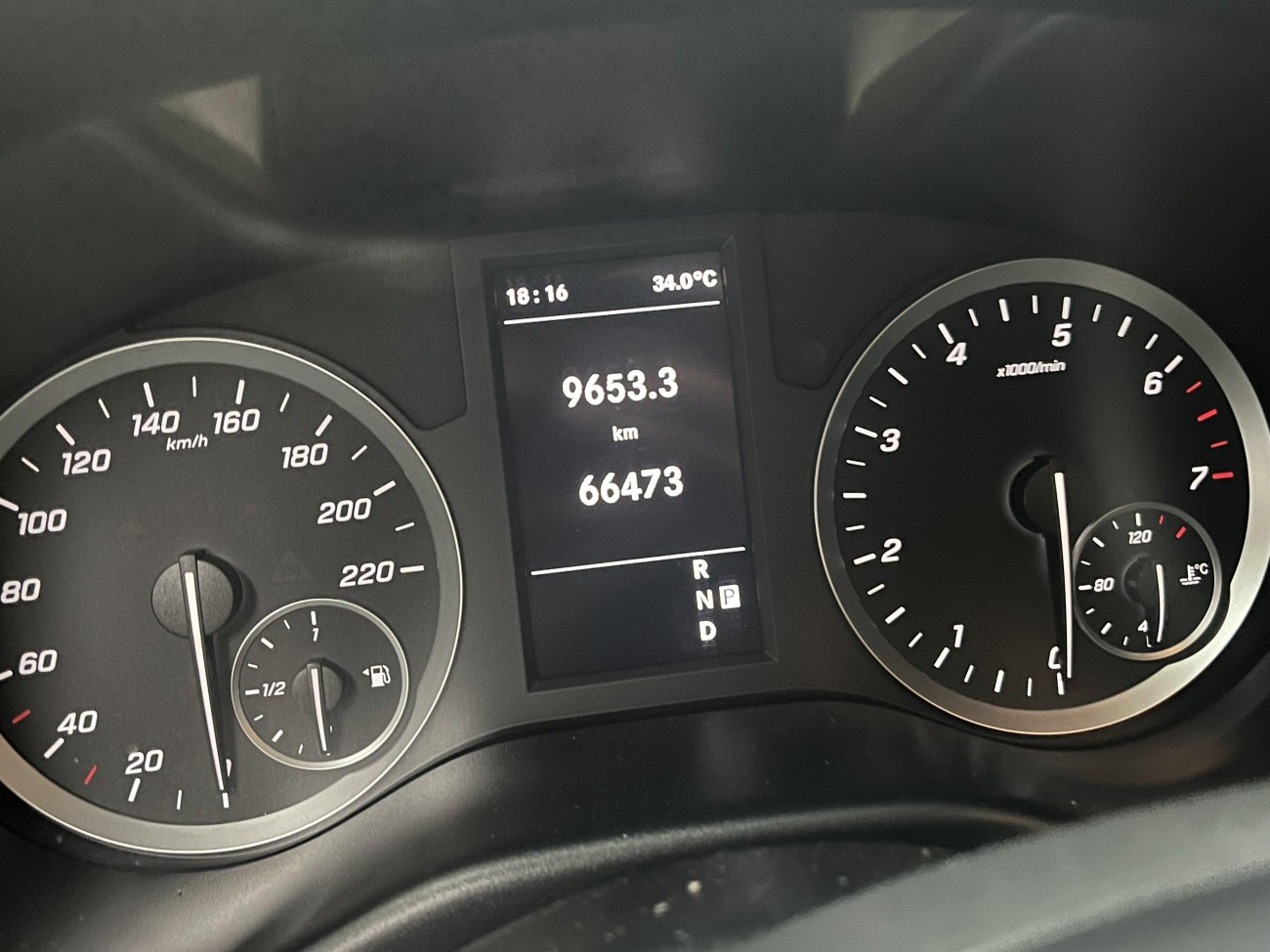 Mercedes-Benz 2021 2021