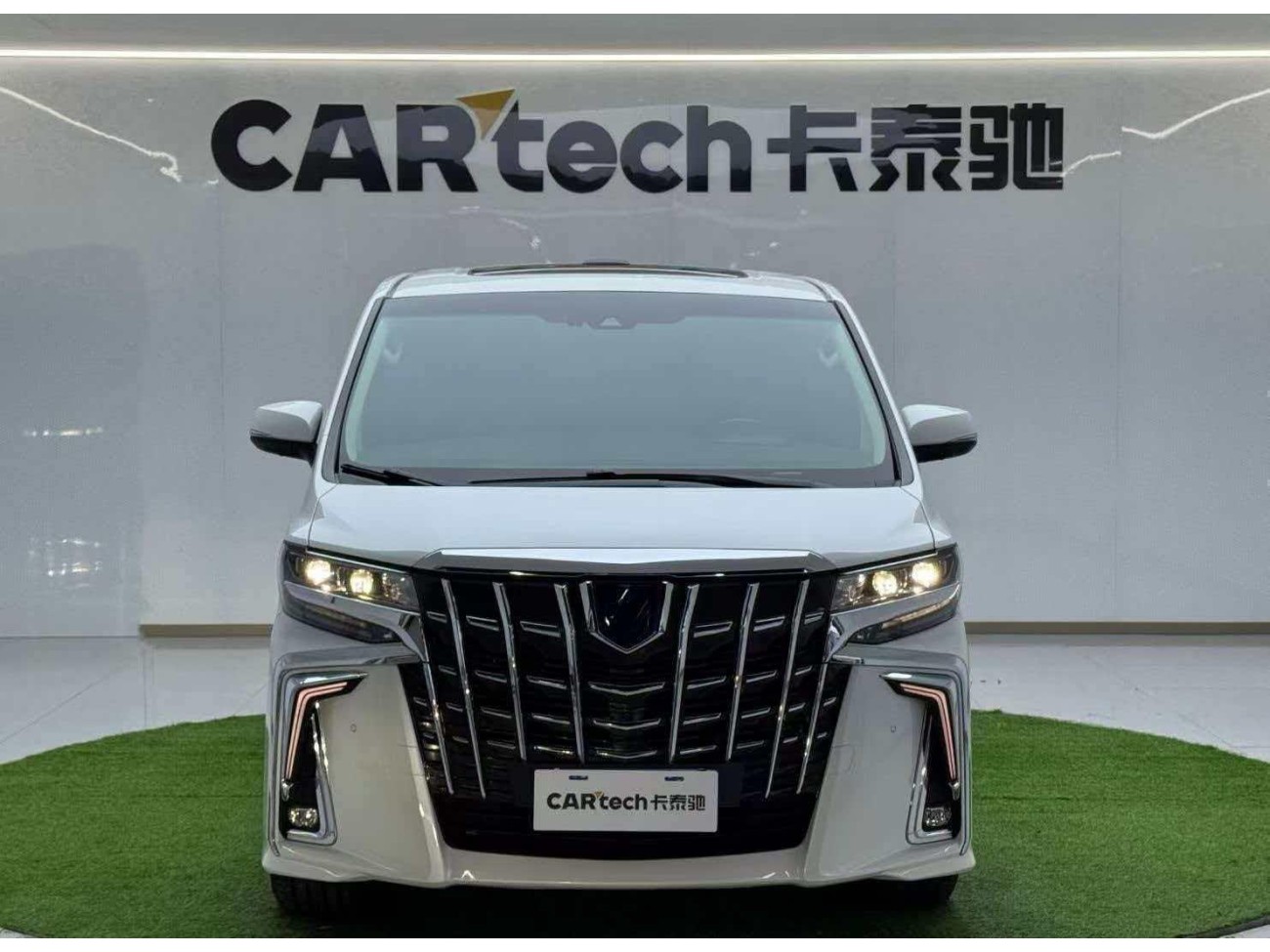 Toyota Alphard 2022