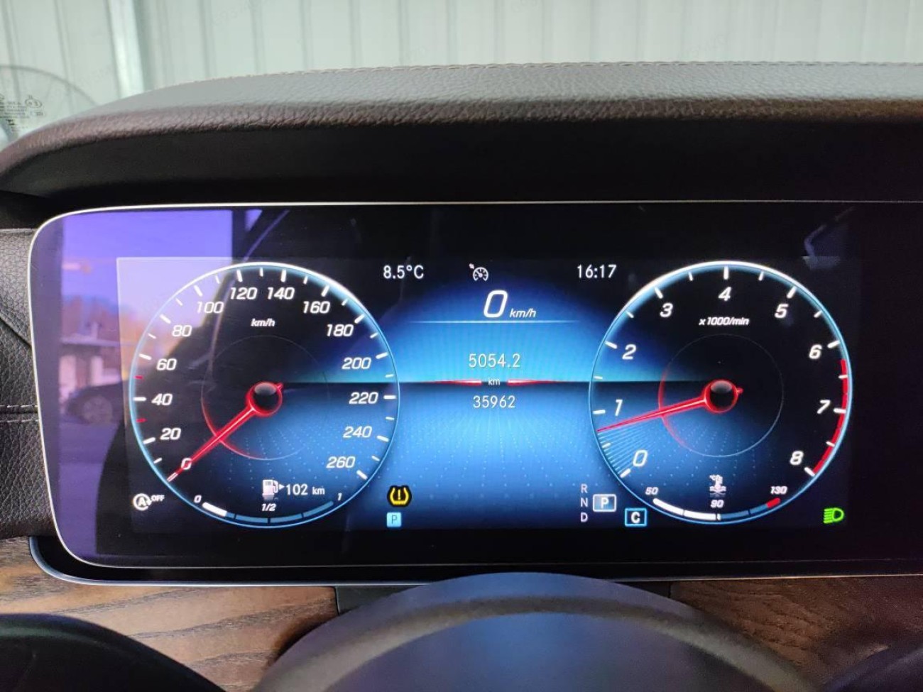 Mercedes-Benz E 300 L 2023