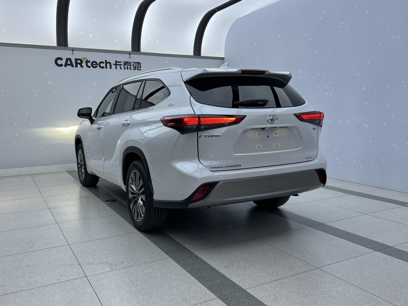 Toyota Highlander 2025