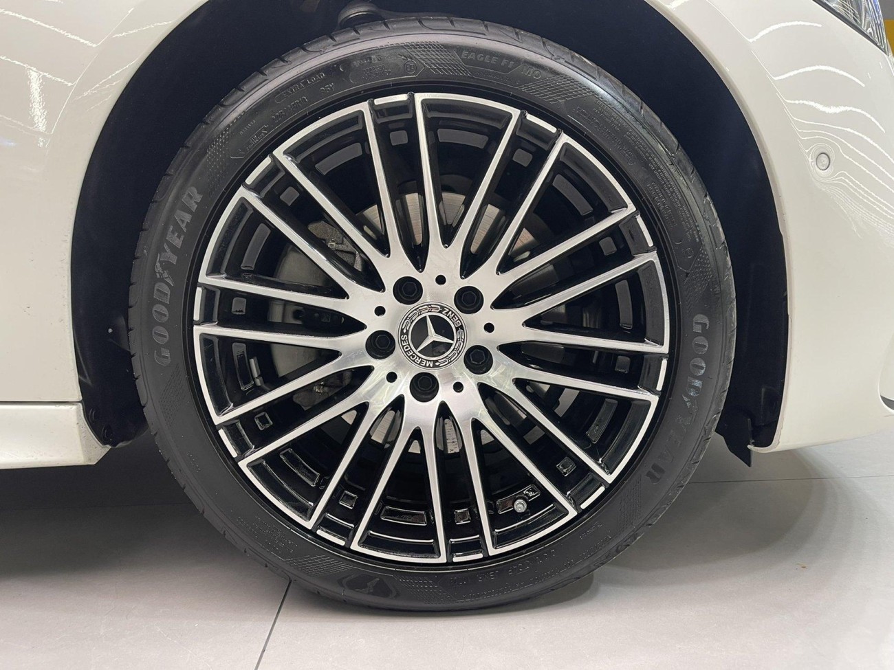 Mercedes-Benz C 200 L 2024