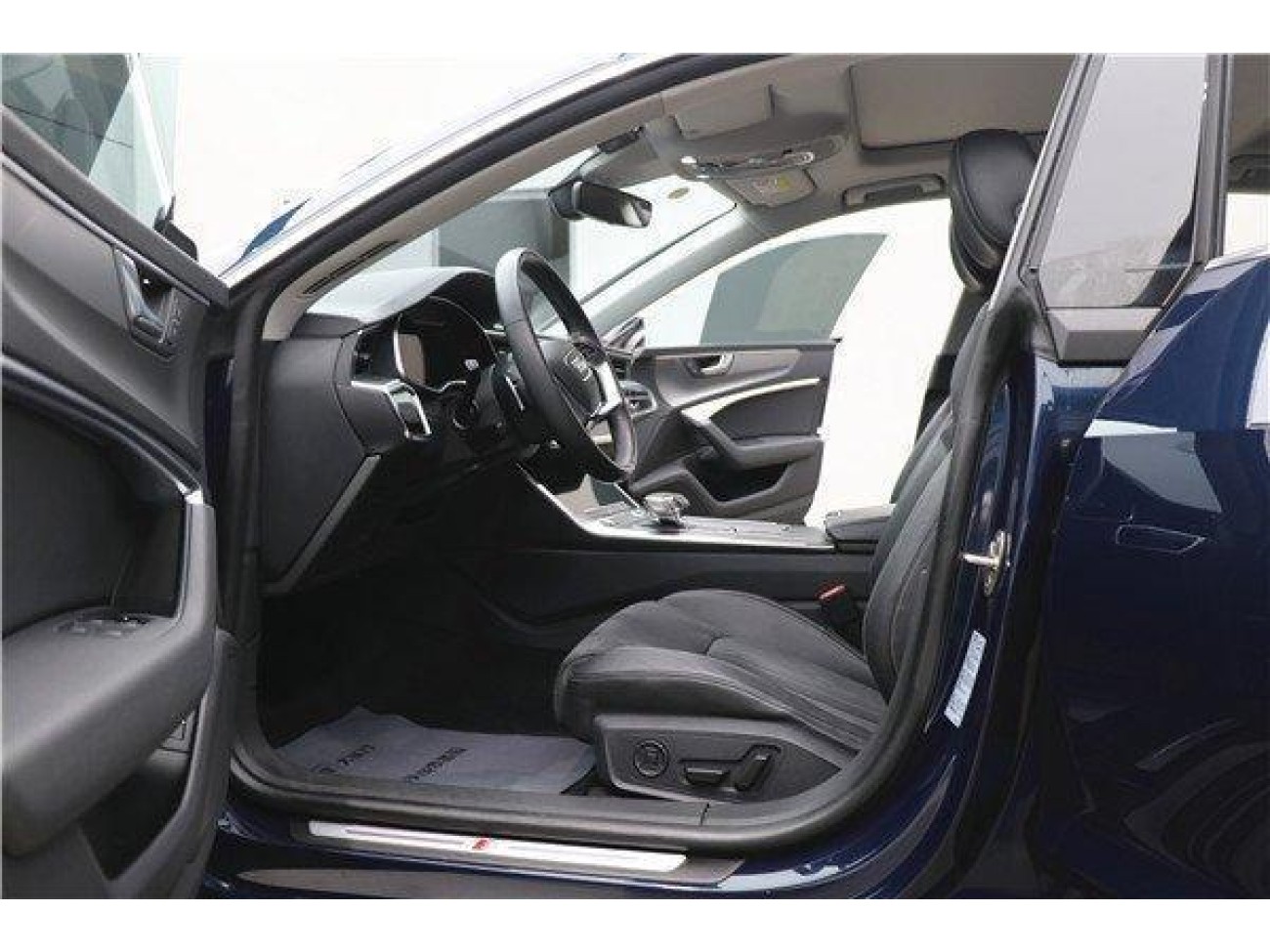 Audi A7L 45 TFSI 2023