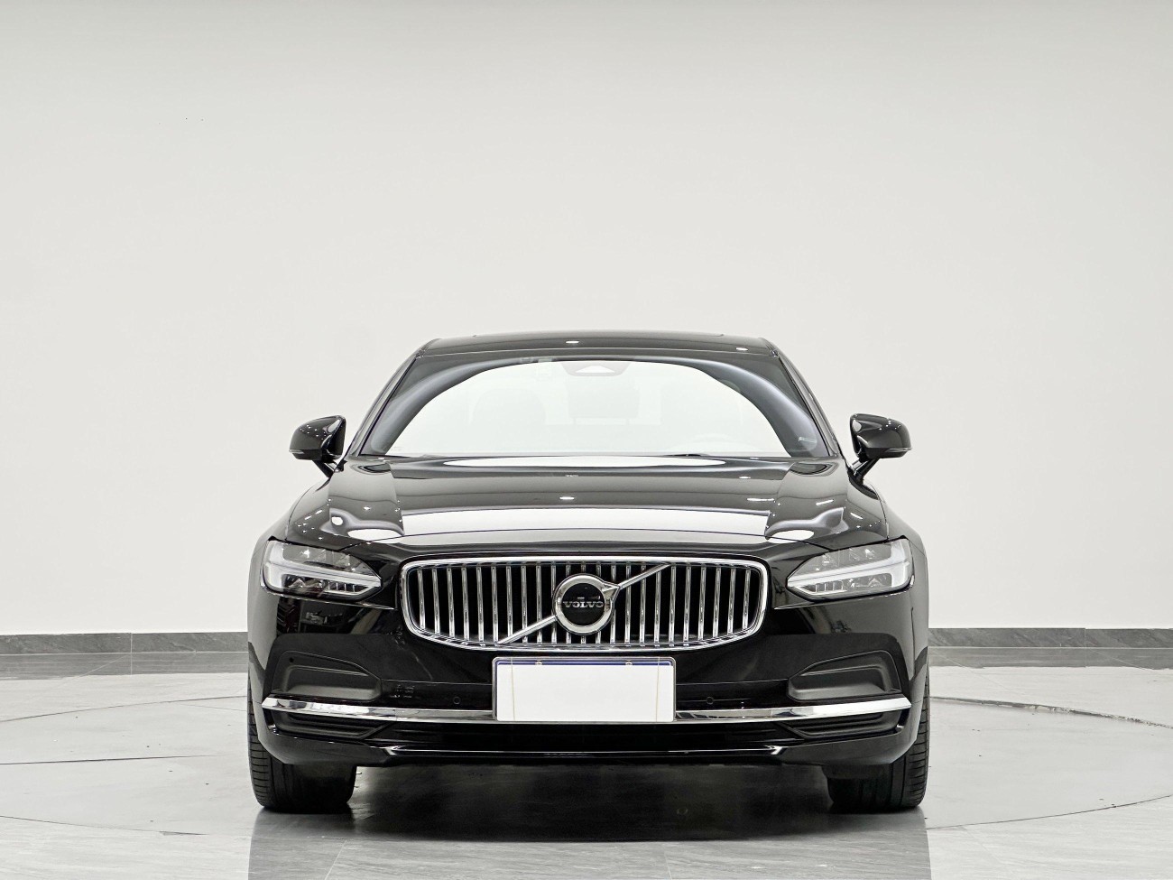 Volvo S90 2024